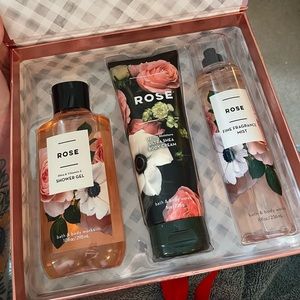 Rose Gift Set